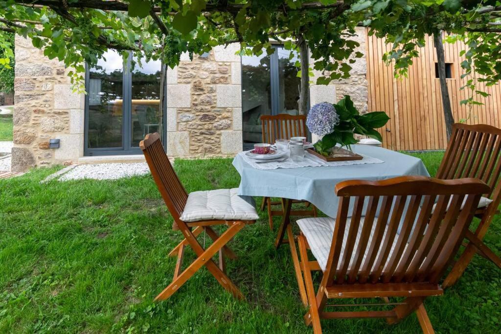 A Casa De Abaixo, Aloxamento Rural Vila Vedra Exterior foto